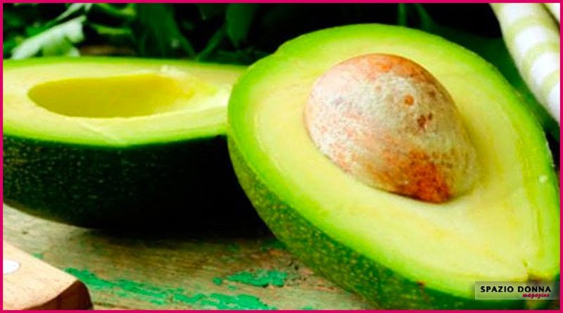 avocado proprietà e rimedi